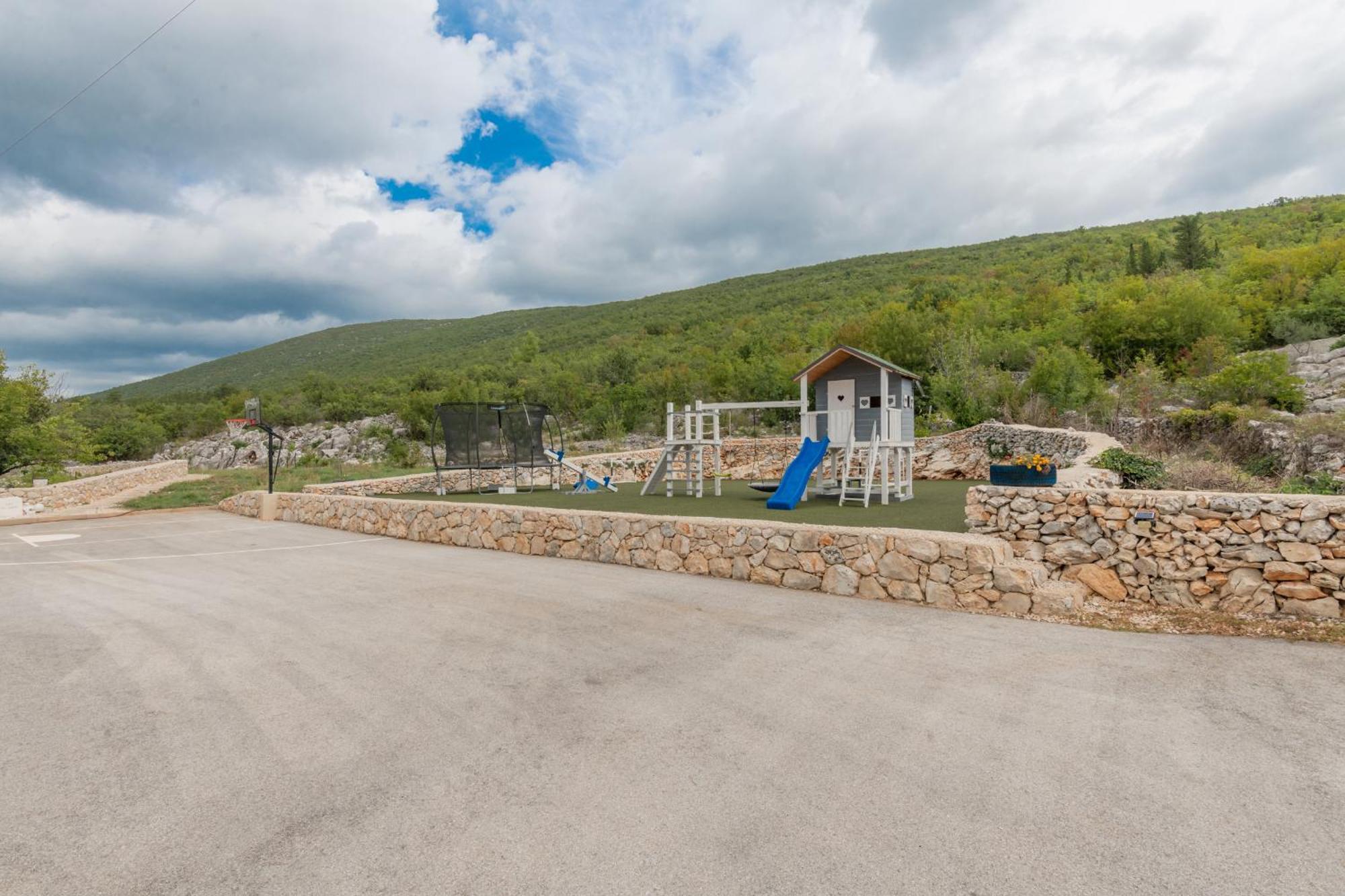 Villa Hill Stars, Makarska- Slivno Slivno  Luaran gambar
